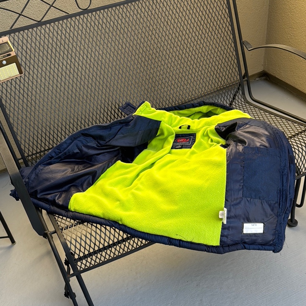 CB boys sports Navy Puffer Jacket - Picture 5 of 8